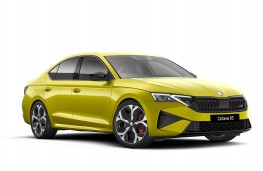 Skoda Octavia, 2026. Dragon Skin paint, front